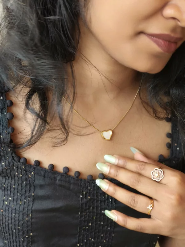 Tanvy Mini Heart Necklace Premium