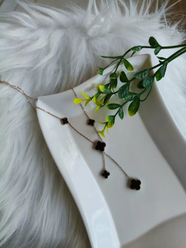 Tanvy Reversible Clover Necklace ✨ - Image 2