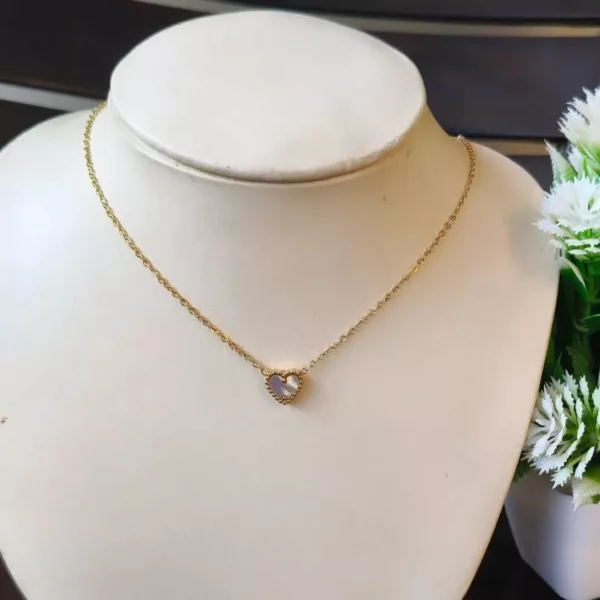Tanvy Mini Reversible Heart Necklace ✨ - Image 2