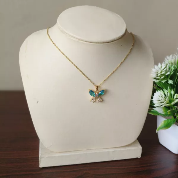 Tanvy Crystal Butterfly  Necklace ✨
