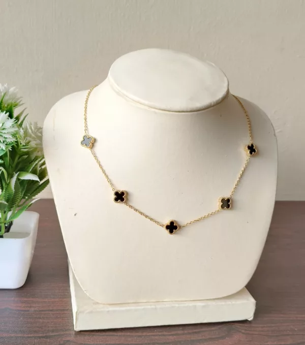 Tanvy Reversible Clover Necklace ✨ - Image 3