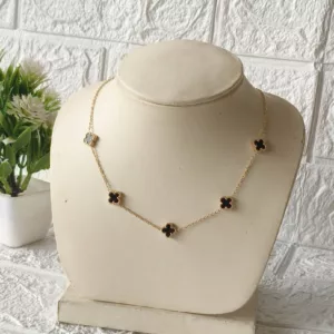 Tanvy Reversible Clover Necklace ✨