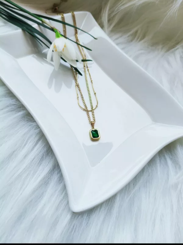 Tanvy Double Layered Emarald Pendant Necklace ✨