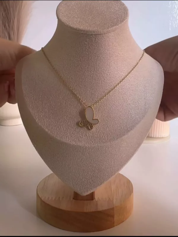 Tanvy Butterfly Pendant Necklace ✨