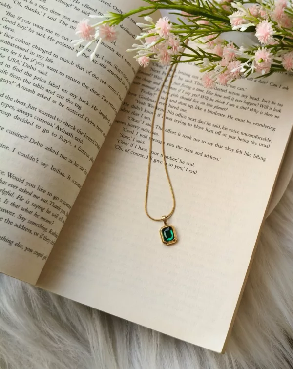 Tanvy Bella Necklace ✨ - Image 4