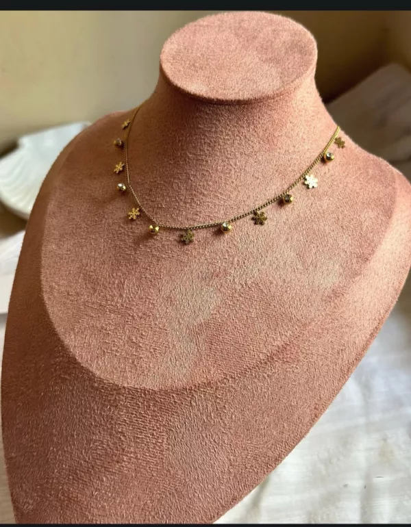Tanvy Snowflake Diamond Necklace ✨ - Image 2