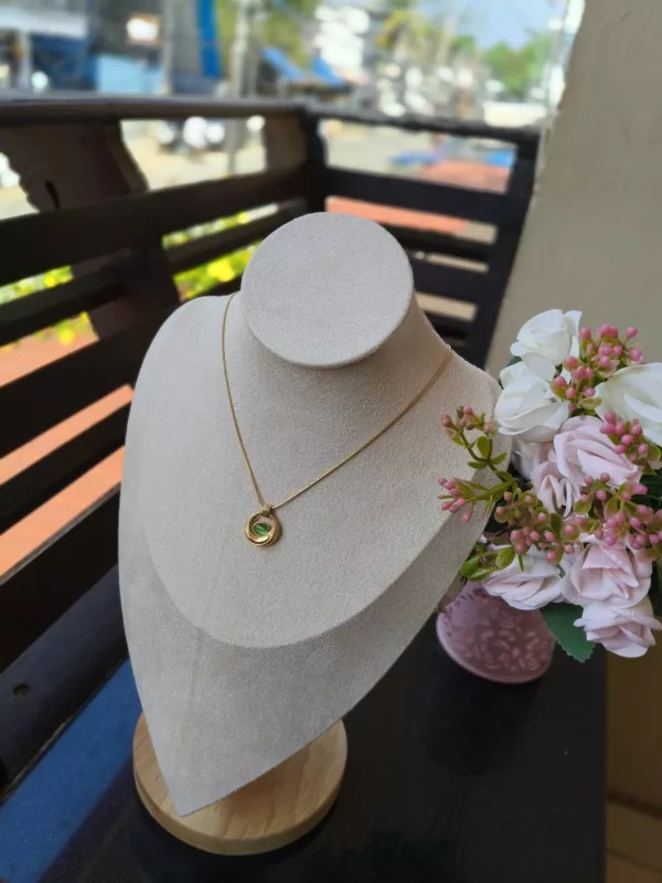 Tanvy Classic Pendant Necklace ✨ - Image 2