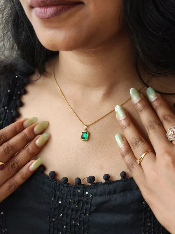 Tanvy Bella Necklace ✨ - Image 2