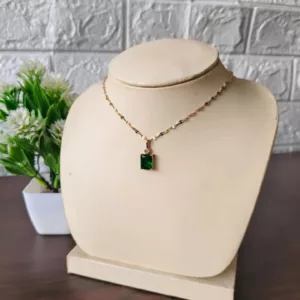 Tanvy Emarald Stone Pendant Necklace ✨