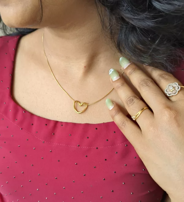 Tanvy Heart Chain 💗